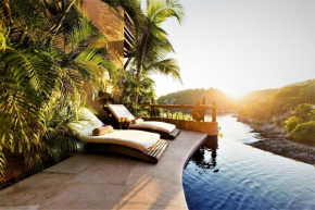 Villa Peninsula